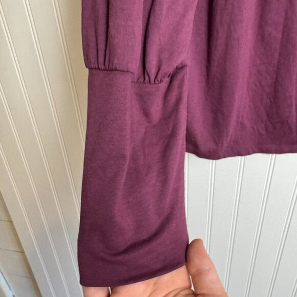 Sundance Purple Knit Long Sleeve V-Neck Pullover Top C7 - Picture 4 of 5